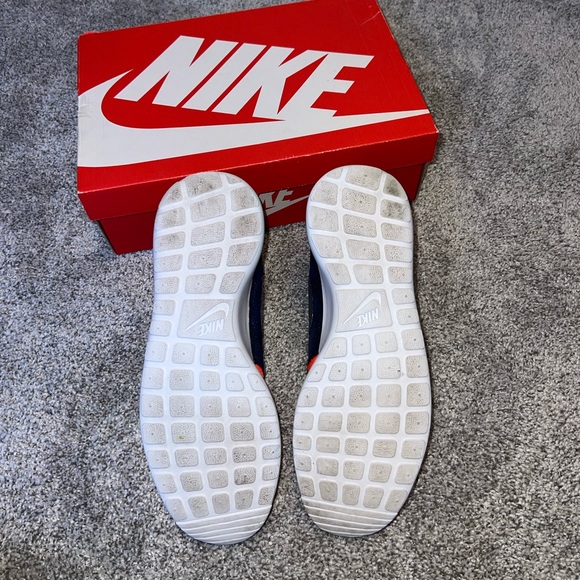 Nike Rosherun Custom Painted Galaxy - Picture 7 of 8